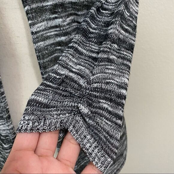 Yorn Art Lightweight Open Front Cardigan - Picture 6 of 12